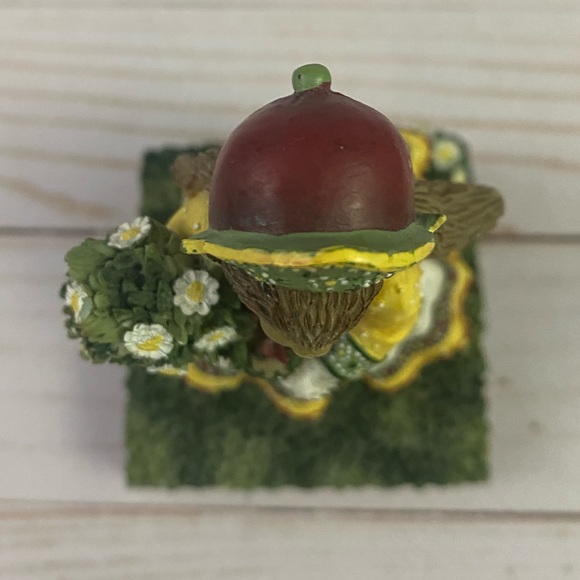 Demdaco Woodsong Bunny Figurine A SPECIAL DAY 2002 Figurine - Picture 6 of 6